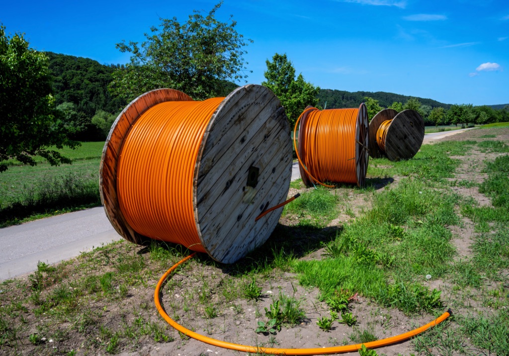 Fiber installation and splicing